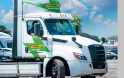 Freightliner eCascadia está siendo probado por empresas logísticas de USA