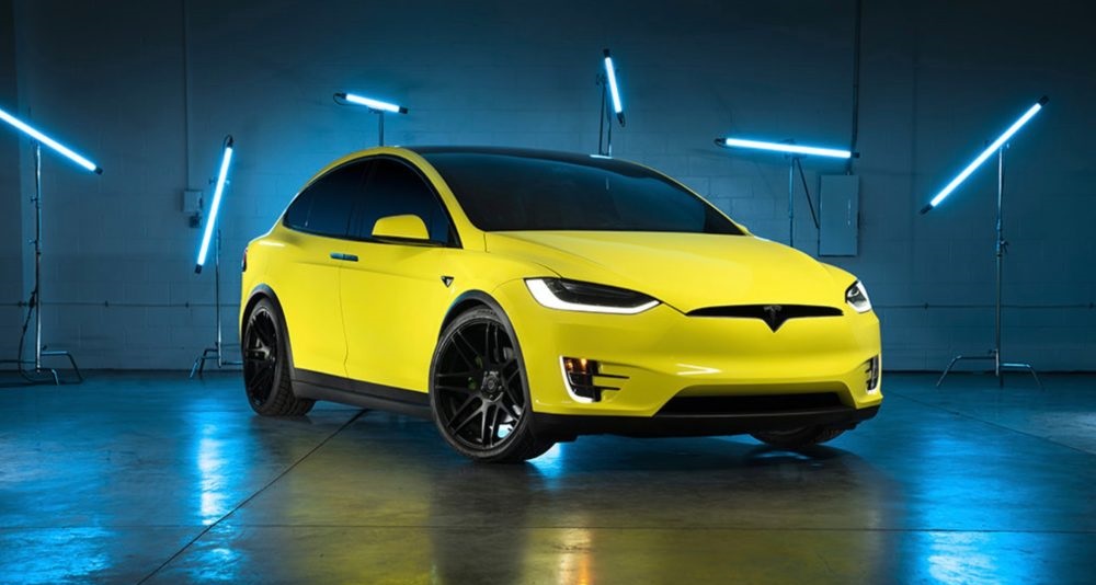 Tesla anuncia en China un servicio de envoltura para cambiar el color al vehículo
