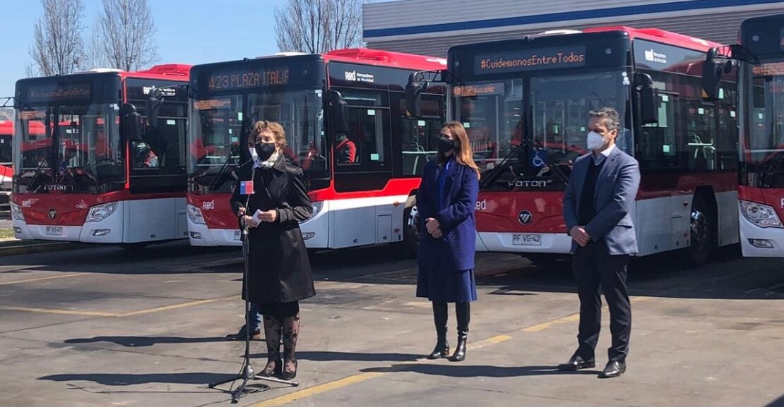 Red Chile integra 40 nuevos buses eléctricos