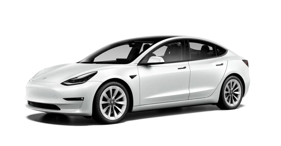 Tesla Model 3 oficialmente con los retoques de la versión 2021 l